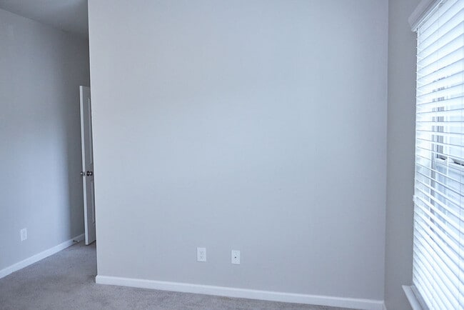 Building Photo - 7687 Volion Dr