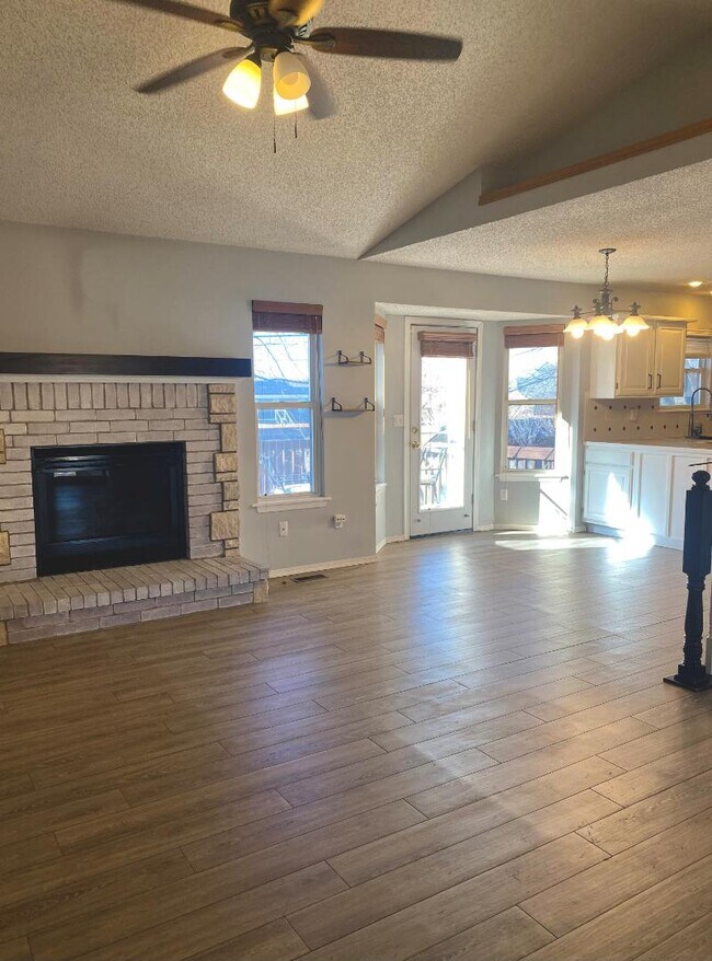 Building Photo - 4811 E Willow Point Ct