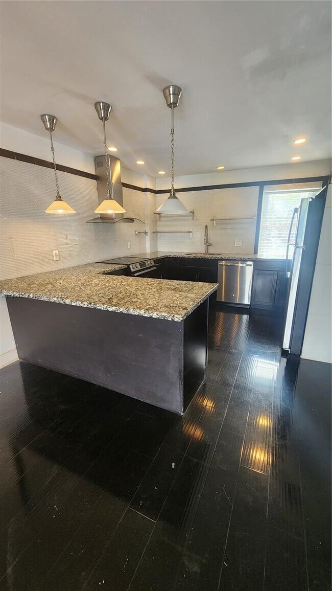 Building Photo - 3811 NW 84th Ave