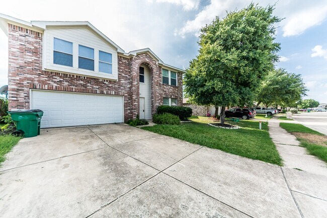 Building Photo - 2905 Frontier Ln