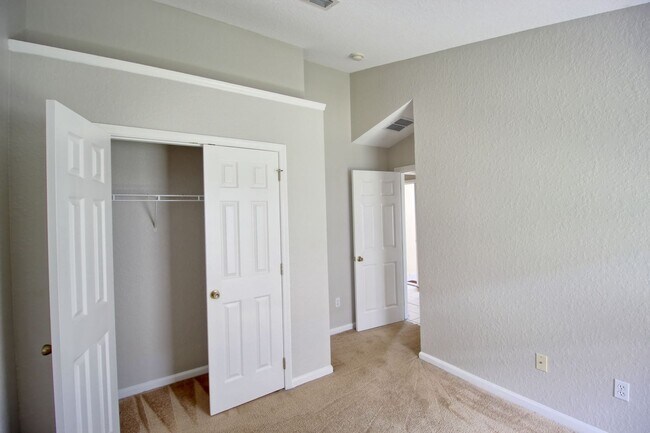 Building Photo - 2924 Conner Ln