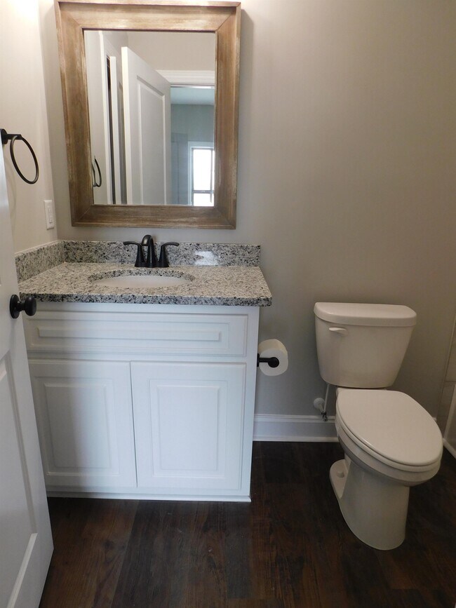 Building Photo - 891 Forehand Rd