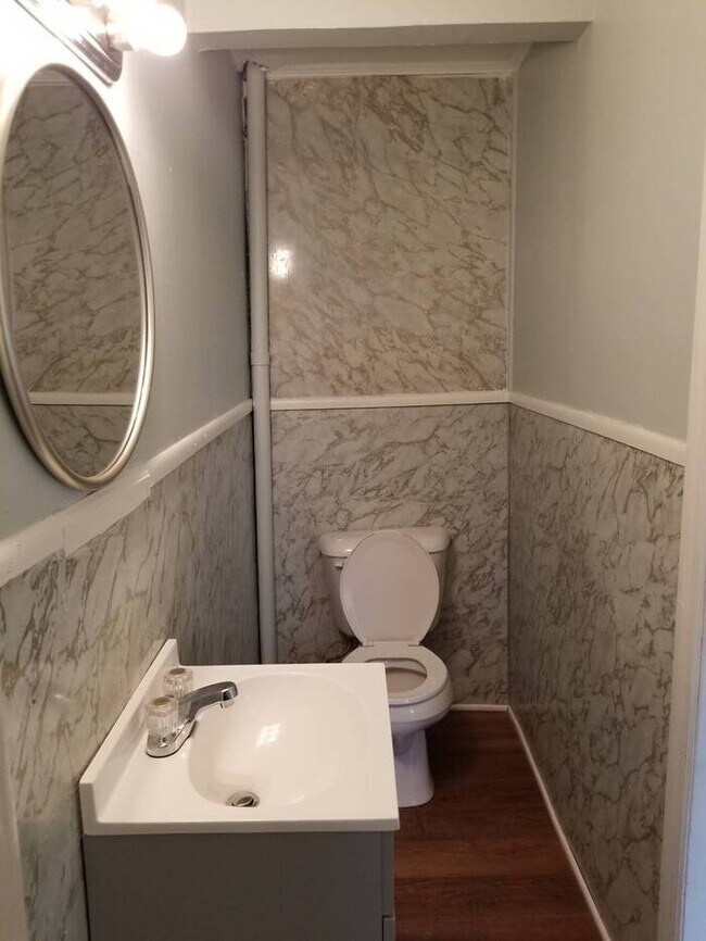 Building Photo - Remodeled Home