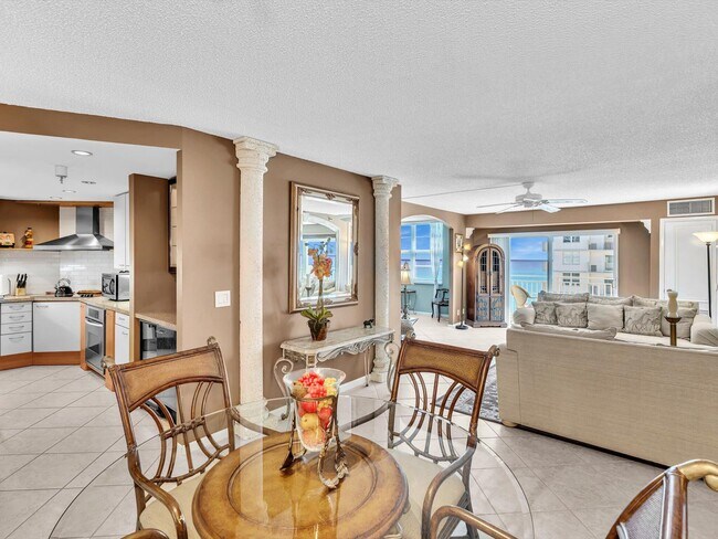 Building Photo - 4505 S Ocean Blvd