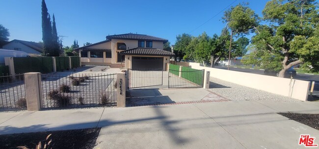Primary Photo - 20456 Strathern St