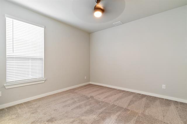 Building Photo - 1900 Brentwood Ln