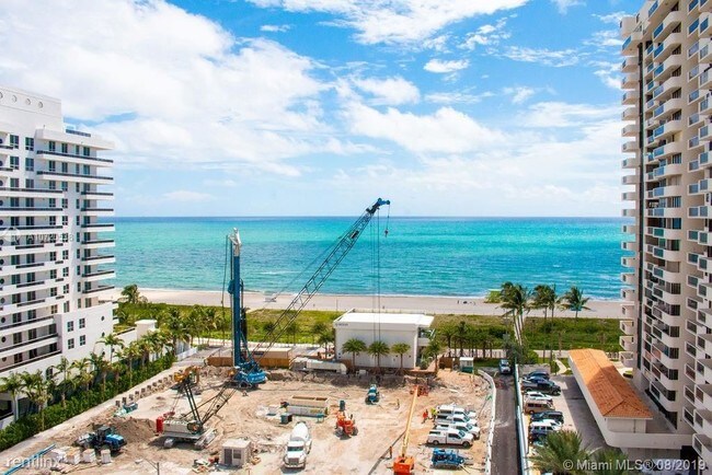 Building Photo - 1 br, 2 bath  - 5750 Collins Ave # 12