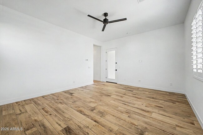 Building Photo - 17864 W Amberwood Dr
