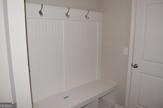 Building Photo - 533 Brighton Park Cir