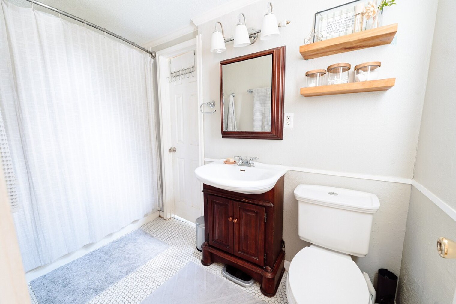 Building Photo - 1025 N 34th St