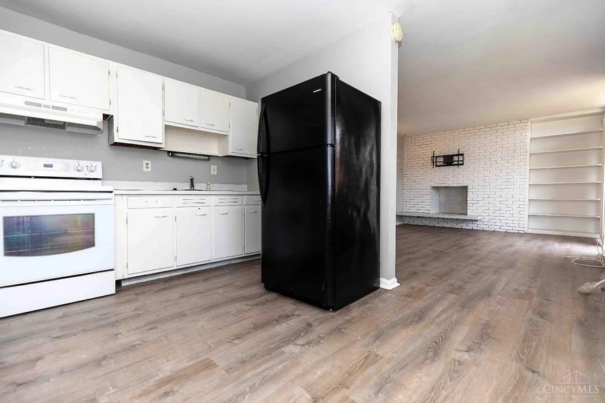 Building Photo - 3599 Schwartze Ave