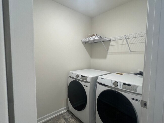 Building Photo - 181 Wanderlust Ct