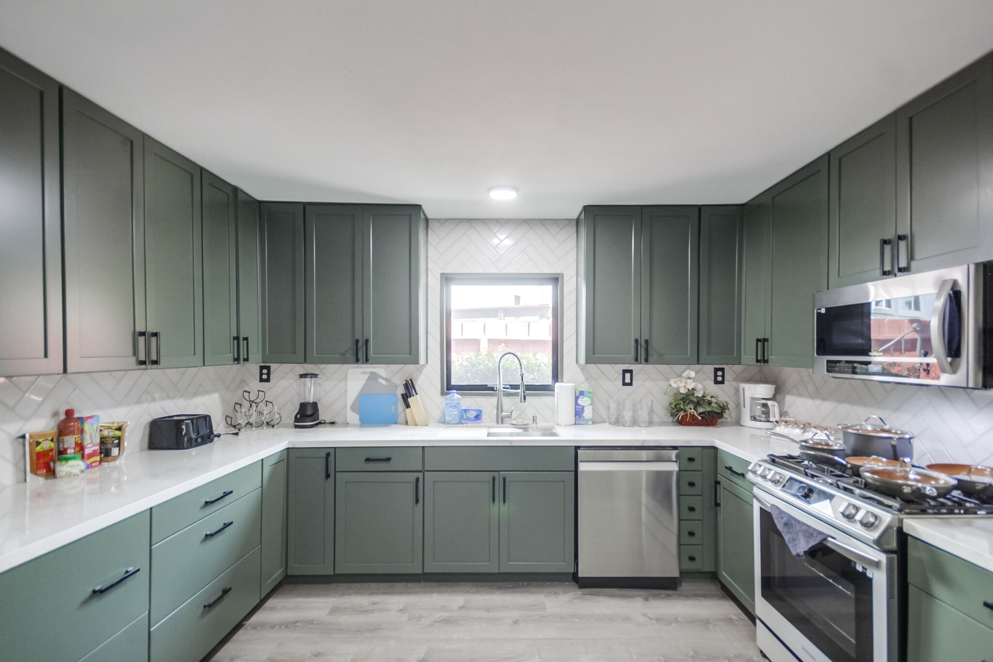 You'll have everything you need to prep meals in our modern, fully-equipped kitchen - 5551 Churchward St