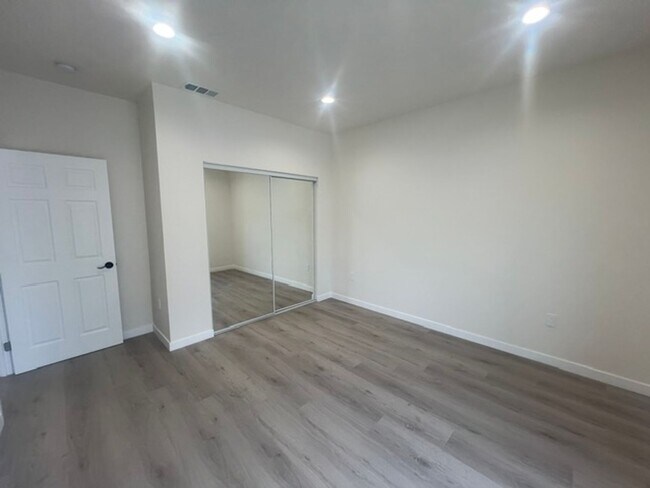 Building Photo - 7317-7321 Garden Grove Avenue