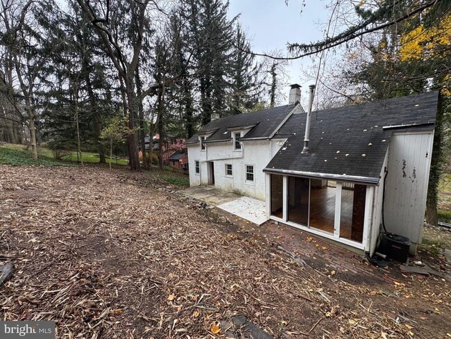 Building Photo - 803 Mill Creek Rd