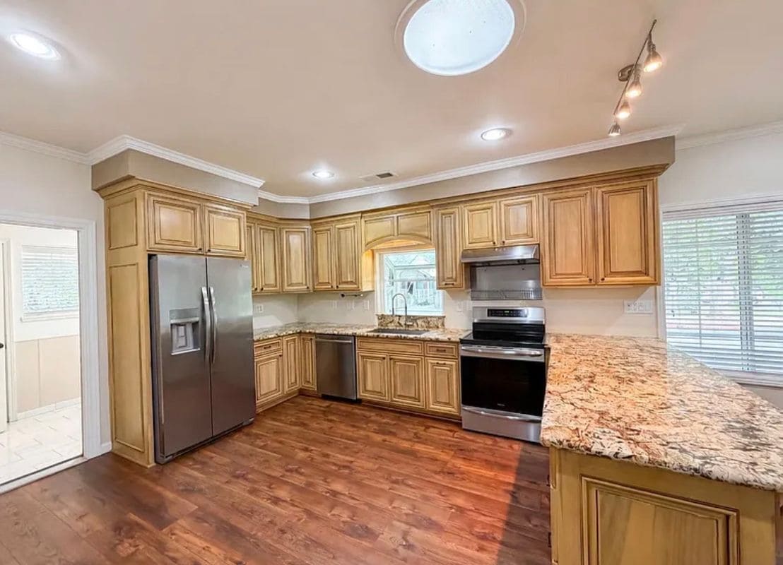 Building Photo - 231 22nd St