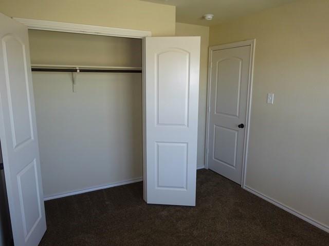 Building Photo - 160 Creekside Villa Dr