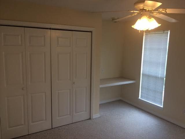 Building Photo - Large Duplex in the Heart of Fayetteville!