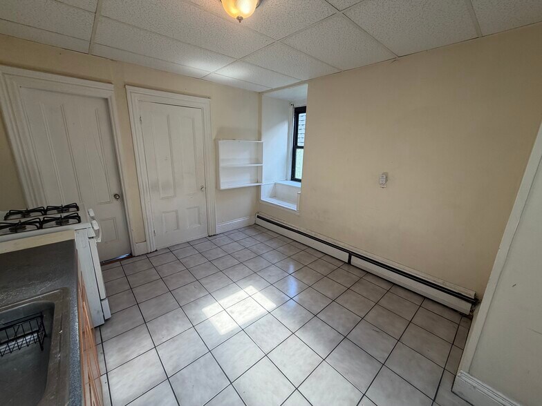 Building Photo - 177 Harvard St