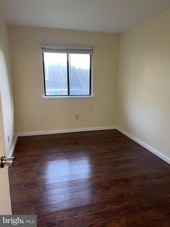 Building Photo - 374 Saybrook Ln
