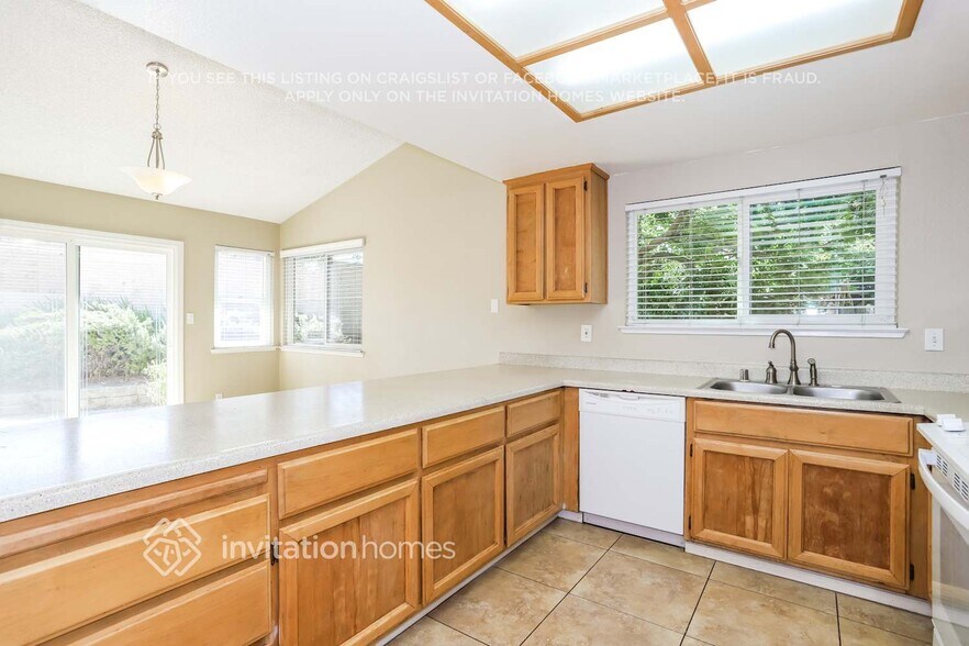 Building Photo - 4913 Adorn Ct