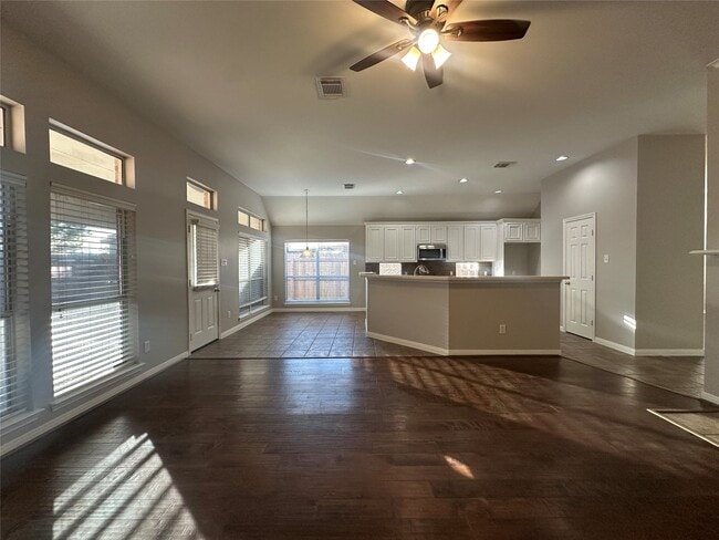 Building Photo - 11619 Buck Springs Trail