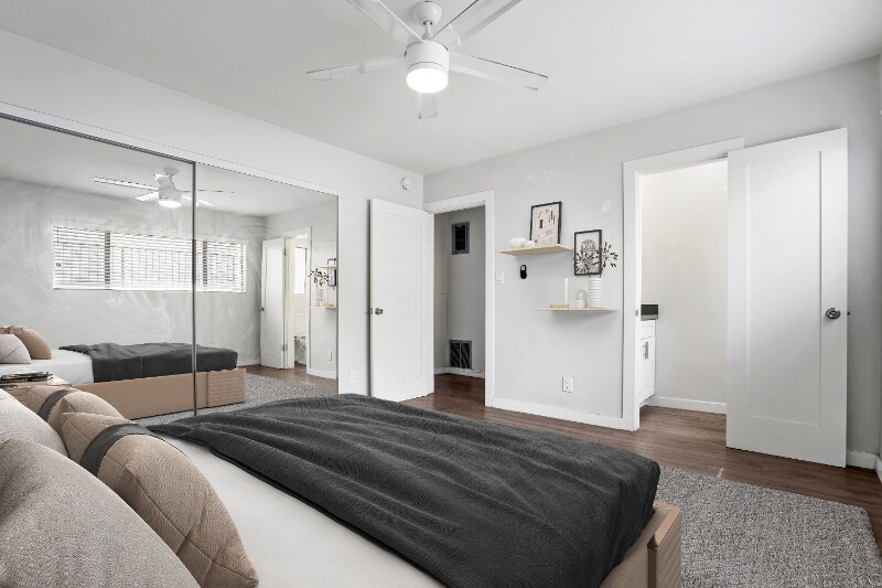 Building Photo - 10225 Regent St