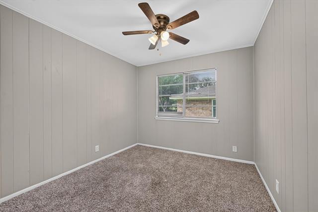 Building Photo - 208 D St