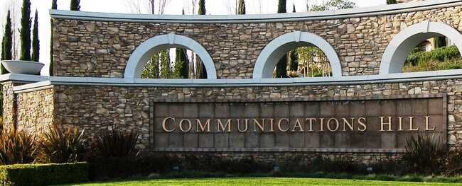 Building Photo - 164 Agustin Narvaez St