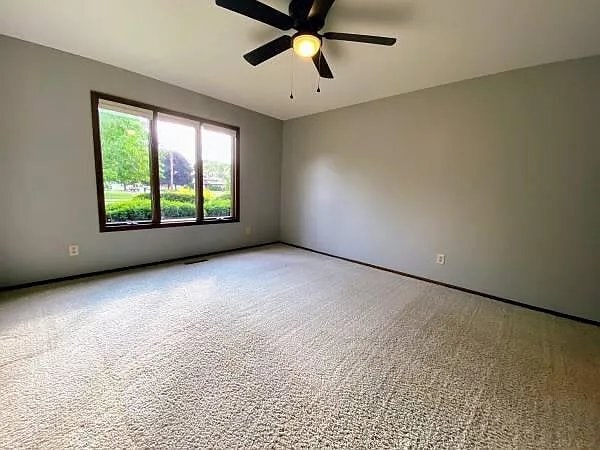 Building Photo - 117 Juniper Dr