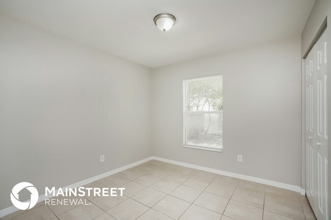 Building Photo - 1343 15th St S