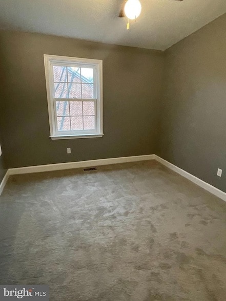 Building Photo - 8012 Merry Oaks Ct