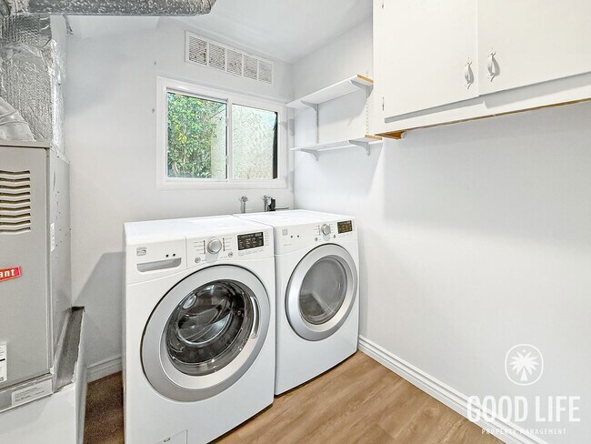 Building Photo - Beautiful 3B/2.5BA Condo in UTC for Rent!