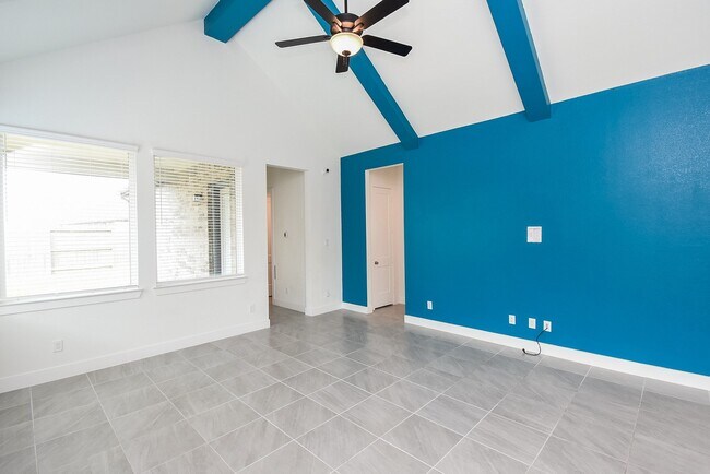 Building Photo - 4907 Joplin St