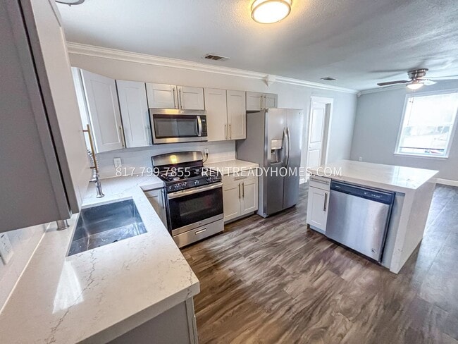 Building Photo - 6918 Overlook Dr