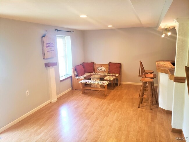 Building Photo - 16707 Hickory Meadows Ct