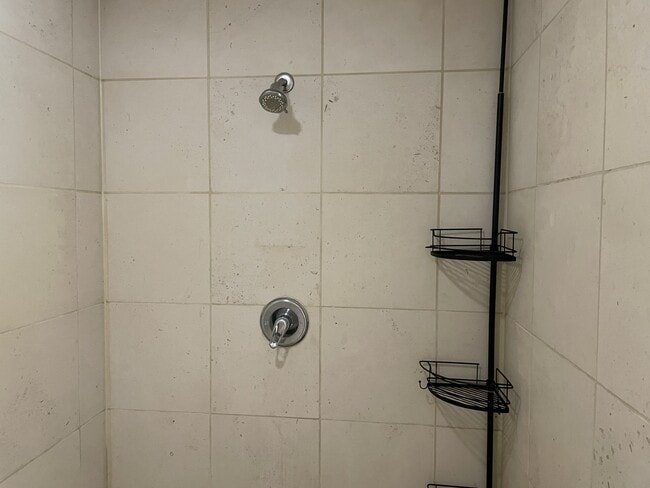 Building Photo - 1401 Calumet St