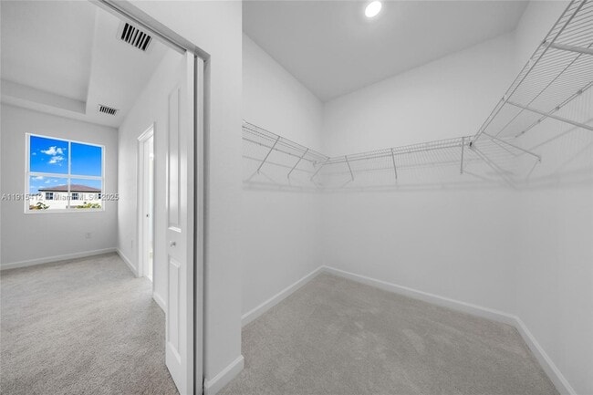 Building Photo - 2448 SE 27th Terrace