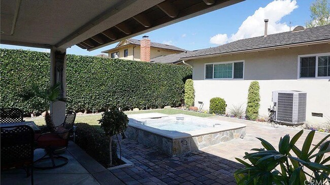 Building Photo - 126 E Arthur Ave