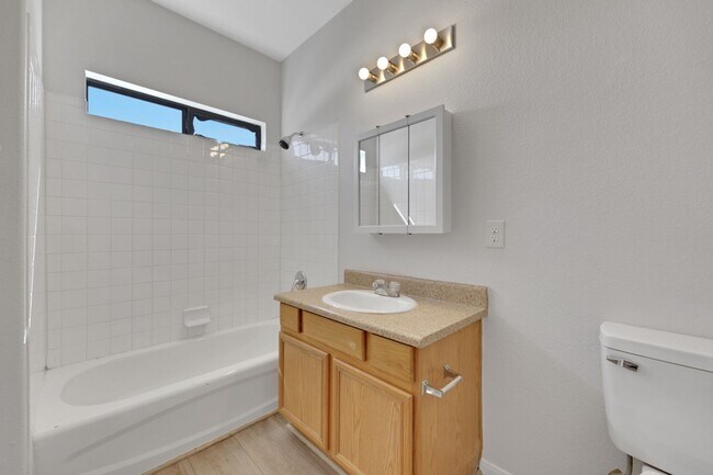 Building Photo - Repainted, Remodeled, Refreshed! 2 Bed 2 Bath - Rancho & Lake Mead Area Condo, Gated