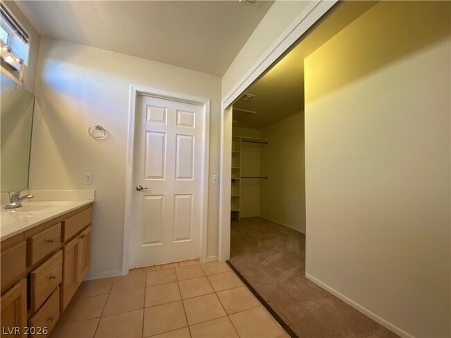 Building Photo - 2624 Breakers Creek Dr