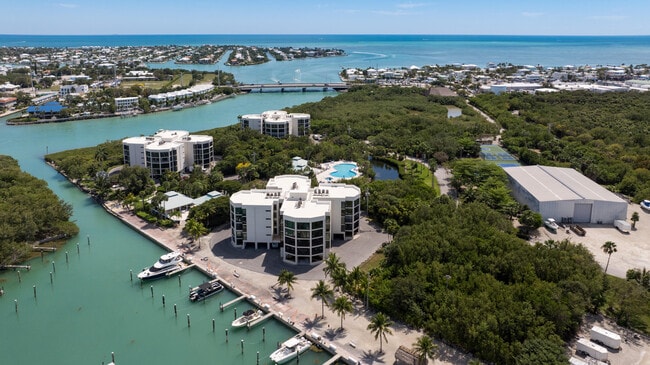 Building Photo - 7101 Gulf of Mexico Blvd