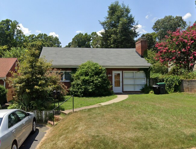 Building Photo - 1506 Broad Ave