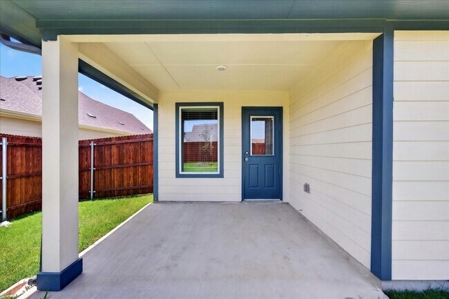 Building Photo - 728 Orchid Wy