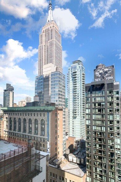 Building Photo - 15 E 30th St