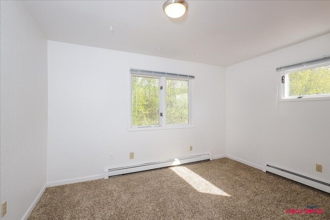 Building Photo - 2BD | 2BA Nestled on a Cul-De-Sac