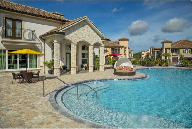 Building Photo - 9202 Portofino Wy