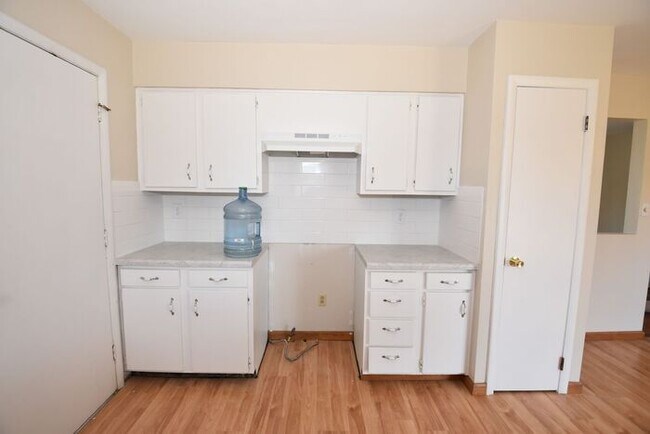 Building Photo - 2 bedroom home in Mishawaka