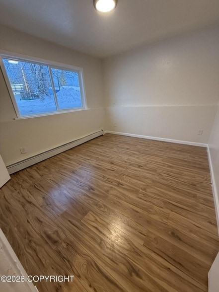 Building Photo - 441 N Flower St