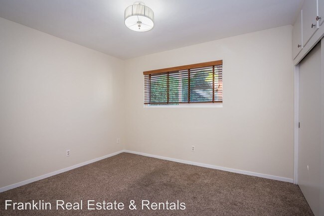 Building Photo - 2 br, 1 bath House - 972 Balboa